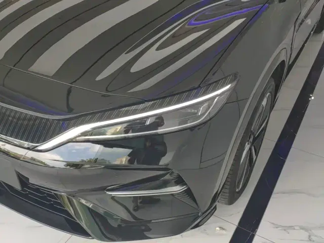 BYD Song L EV — Фото автомобиля 23