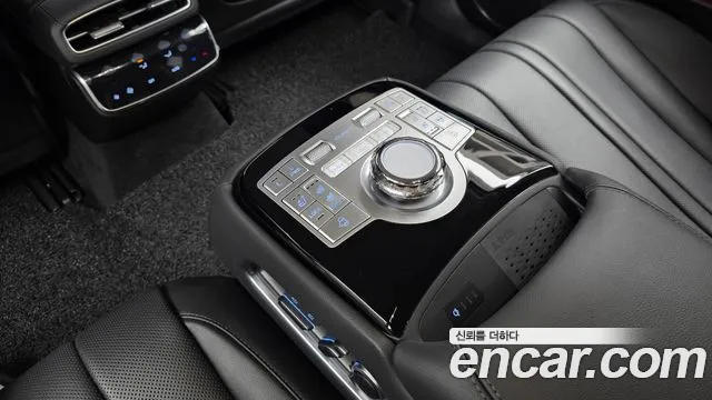 Genesis G80 Electrified G80 (RG3) — Фото автомобиля 13