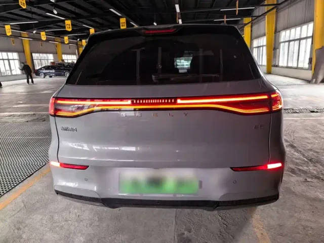 Geely Galaxy E5 — Фото автомобиля 5