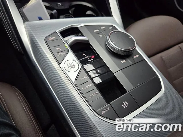 BMW 4 Series G22 — Фото автомобиля 9