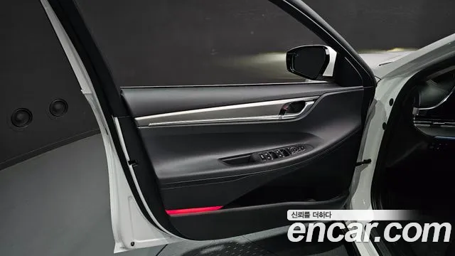 Hyundai Grandeur New — Фото автомобиля 13