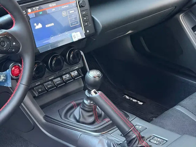 Subaru BRZ — Фото автомобиля 6