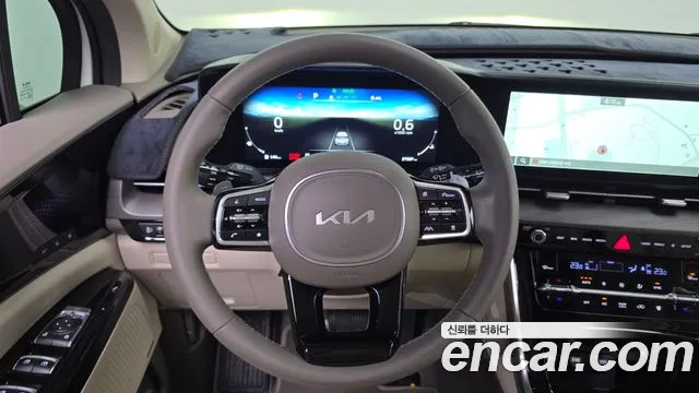 Kia Carnival Generation 4 — Фото автомобиля 13