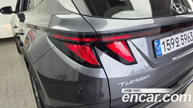 Hyundai Tucson Tucson (NX4) Дизель 2.0 2WD — Фото автомобиля 21