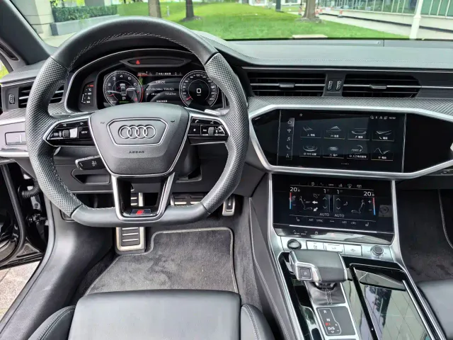 Audi A7 — Фото автомобиля 12