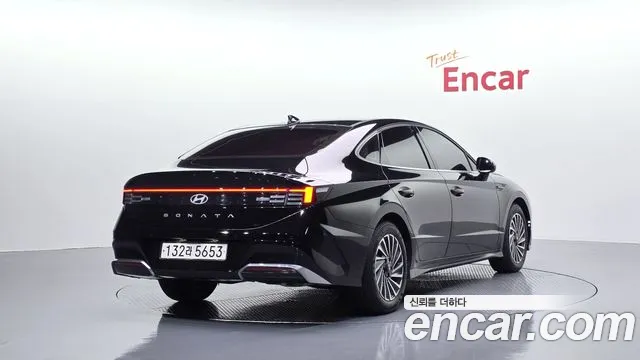 Hyundai Sonata Exclusive — Фото автомобиля 2