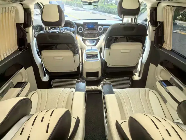 Mercedes-Benz V-Class — Фото автомобиля 19