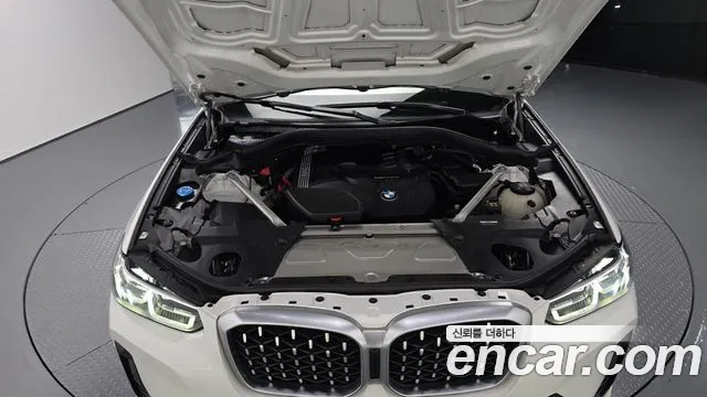 BMW X4 xDrive20i M Sport — Фото автомобиля 6