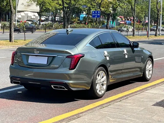 Cadillac CT5 — Фото автомобиля 8