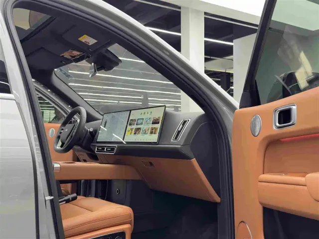 Li Auto L9 — Фото автомобиля 10