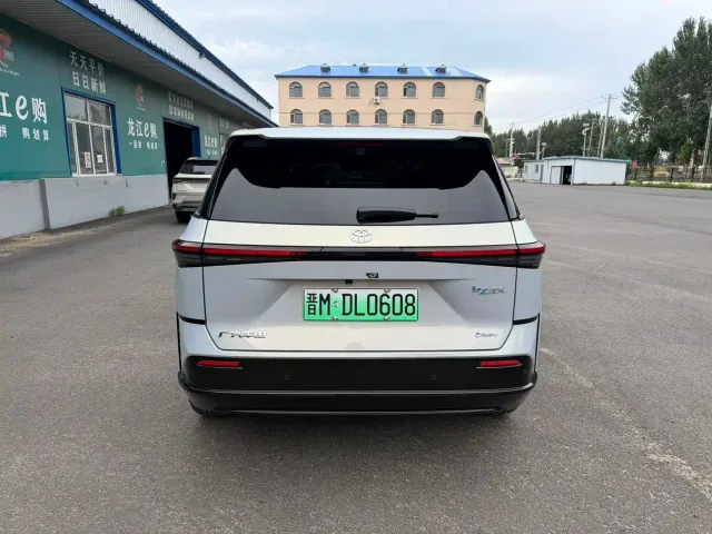 Toyota BoZhi 3X — Фото автомобиля 5