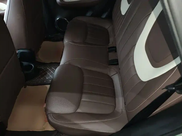 Wuling Bingo — Фото автомобиля 12