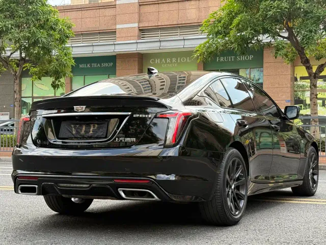 Cadillac CT5 — Фото автомобиля 4