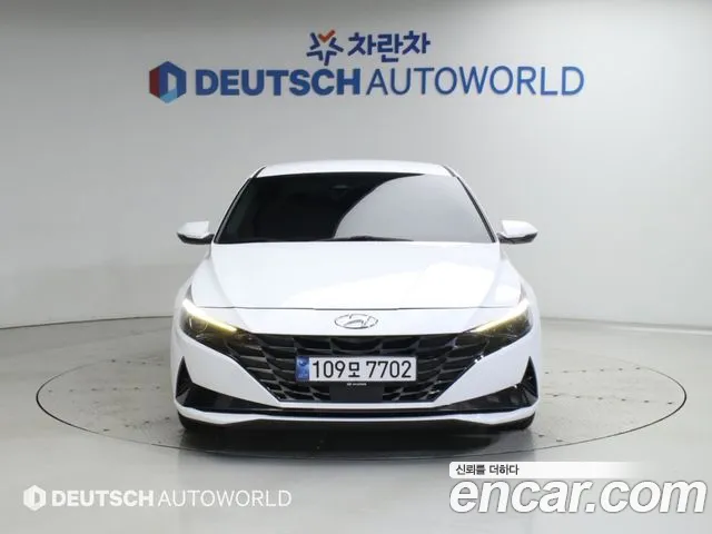 Hyundai Avante CN7 — Фото автомобиля 3