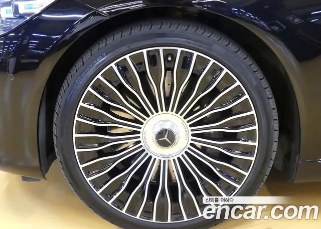 Mercedes-Benz S-Class — Фото автомобиля 5