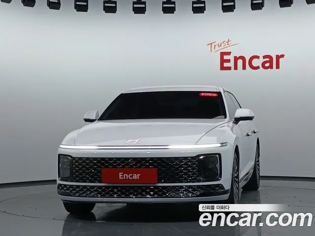 Hyundai Grandeur GN7 — Фото автомобиля 3