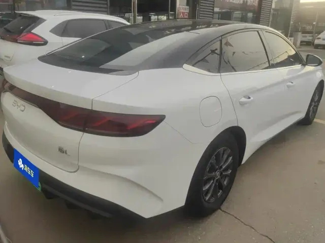 BYD Qin L — Фото автомобиля 3