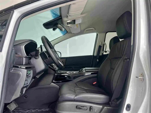 Honda Odyssey — Фото автомобиля 4