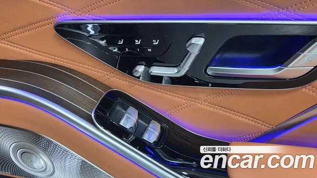 Mercedes-Benz S-Class — Фото автомобиля 16