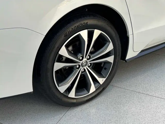 Toyota Granvia — Фото автомобиля 10
