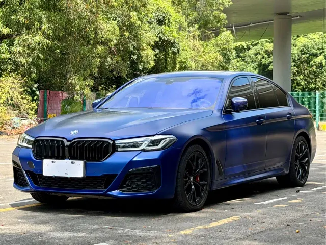 Фотография автомобиля — BMW 5 Series