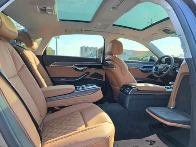 Audi A8 — Фото автомобиля 16