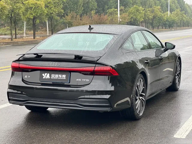 Audi A7 — Фото автомобиля 7