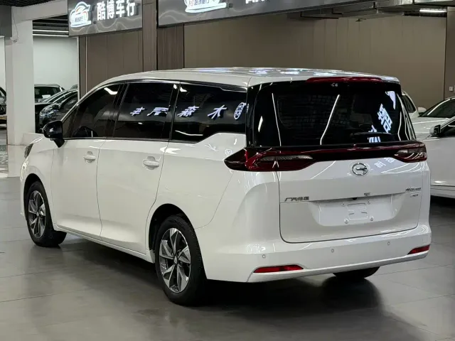 GAC Trumpchi M6 — Фото автомобиля 4
