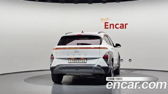 Hyundai Kona SX2 — Фото автомобиля 4