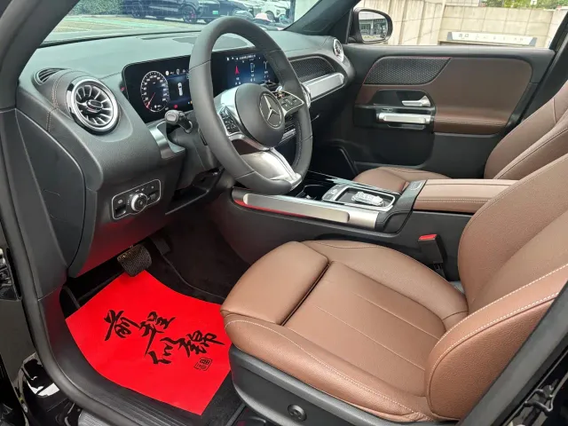 Mercedes-Benz GLB-Class — Фото автомобиля 3