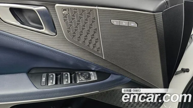 Kia K8 (New) Hybrid — Фото автомобиля 30
