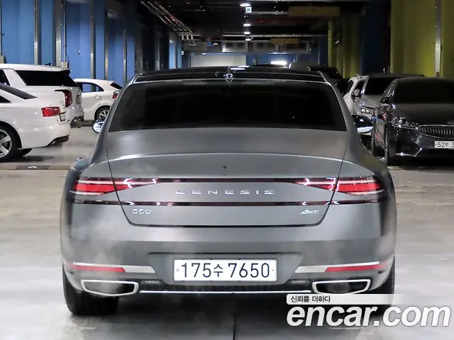 Genesis G90 — Фото автомобиля 3