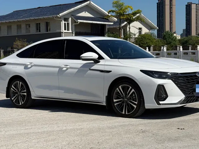 Chery Arrizo 8 — Фото автомобиля 3
