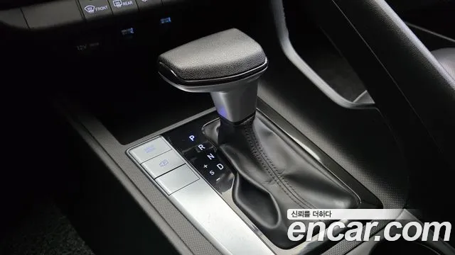Hyundai Avante — Фото автомобиля 9