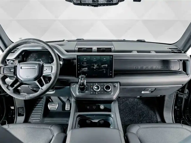 Land Rover Defender — Фото автомобиля 13