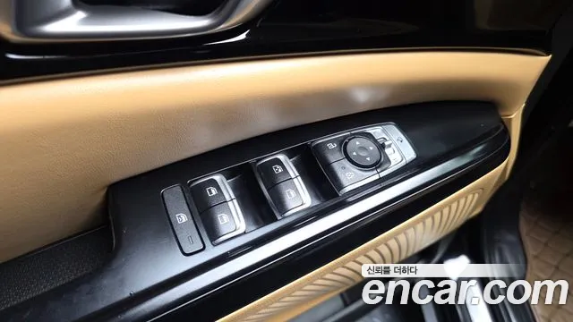 Kia Canival Carnival 4 поколение Дизель 9 мест Prestige — Фото автомобиля 23