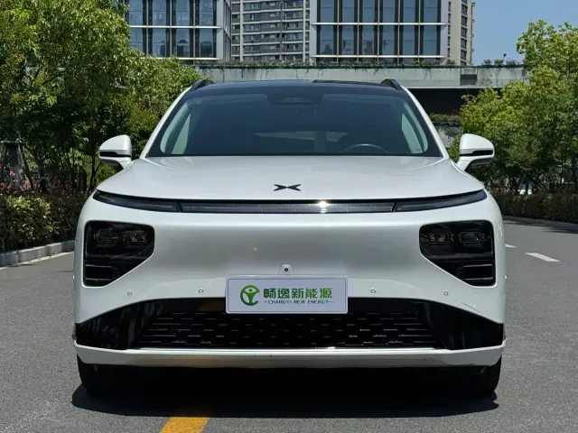 Xpeng G9 — Фото автомобиля 2