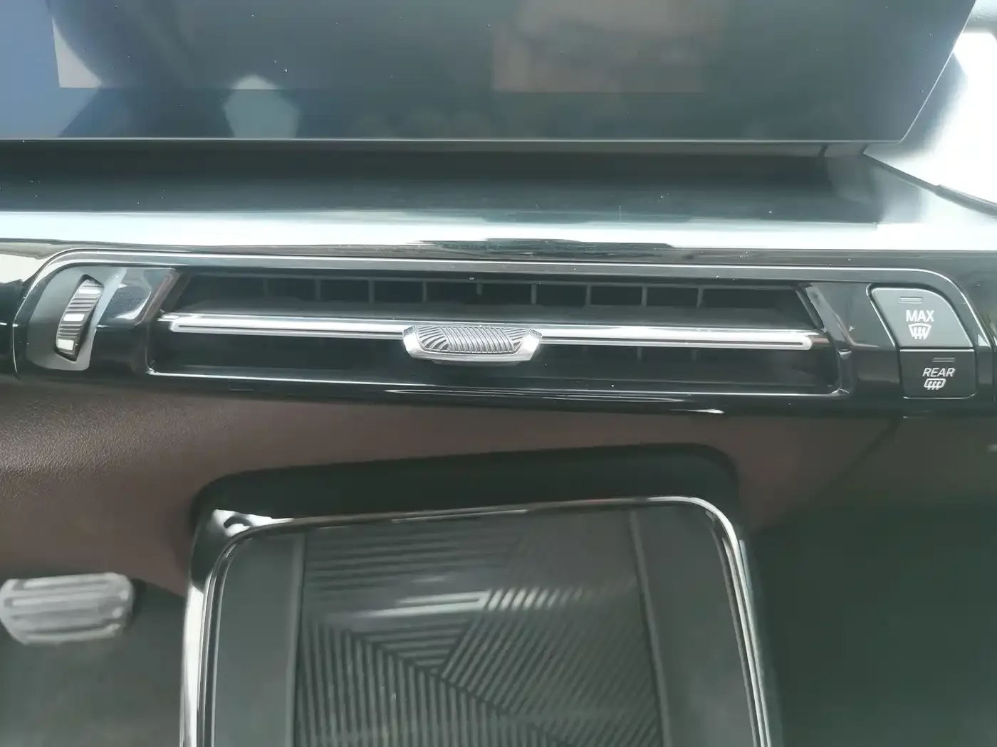 BMW BMW X1 2023 sDrive20Li X Design Package — Фото автомобиля 14