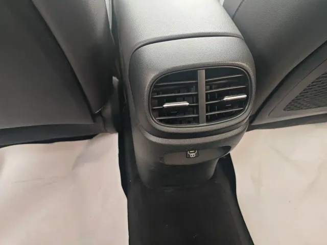 Hyundai Elantra 2023 1.5L CVT GLX Elite Edition — Фото автомобиля 9
