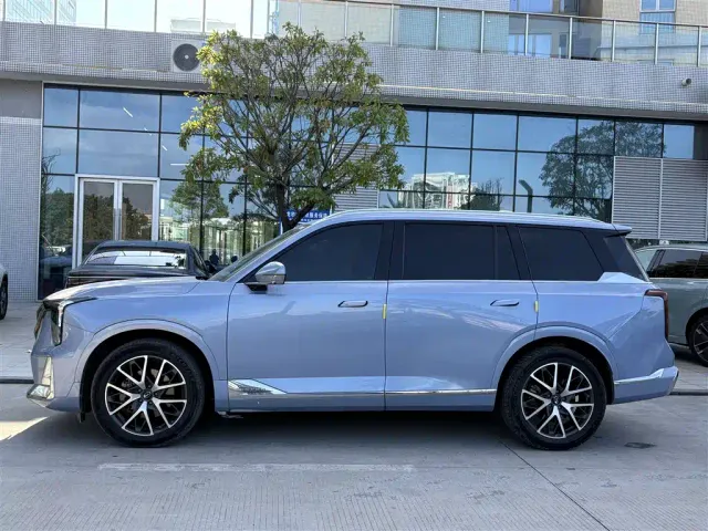 GAC Trumpchi GS8 — Фото автомобиля 3