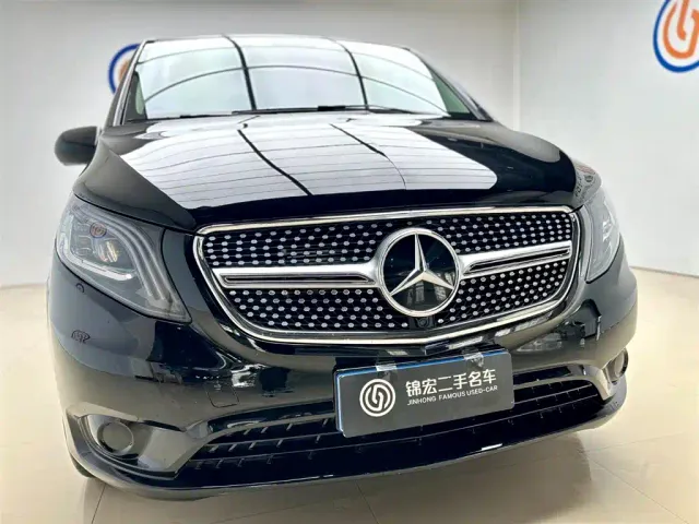 Mercedes-Benz Vito — Фото автомобиля 3