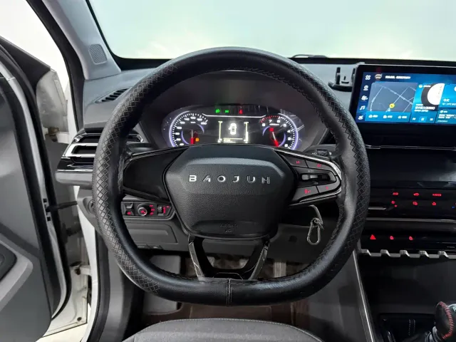 Baojun RS-3 — Фото автомобиля 4