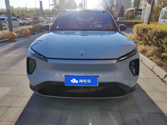 Nio ES6 — Фото автомобиля 2