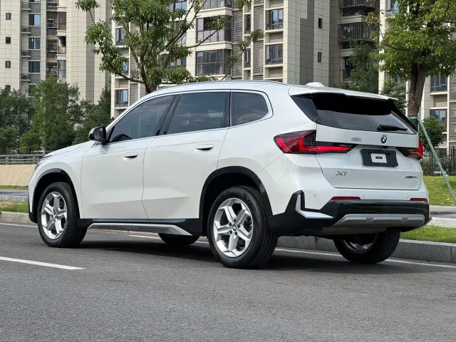 BMW X1 — Фото автомобиля 17