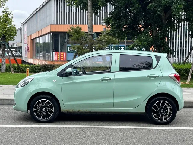 Changan Benben E-Star — Фото автомобиля 3