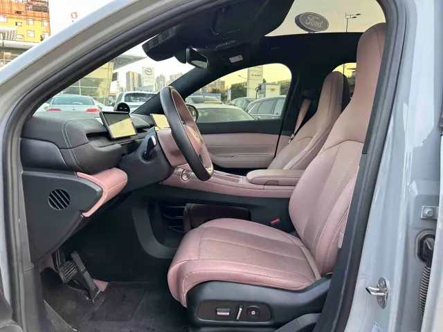 Nio EC6 — Фото автомобиля 8