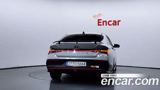 Hyundai Avante CN7 — Фото автомобиля 4