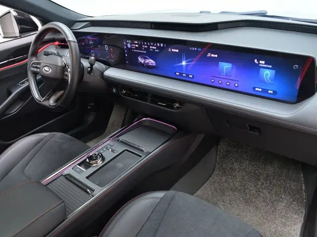 Ford Mondeo — Фото автомобиля 15