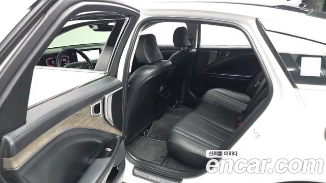 Kia K8 — Фото автомобиля 16