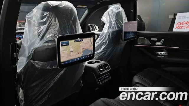 Mercedes-Benz GLS-Class — Фото автомобиля 24